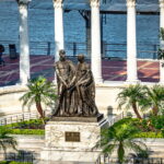 Monumento Simón Bolivar y San Martin - La Rotonda en Guayaquil foto michael muller
