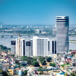 puerto santa ana edificios en Guayaquil foto michael muller
