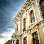 Fachada de casa colonial en Quito fotografia michael muller