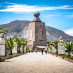 monumento mitad del mundo quito fotografia imprime michael muller