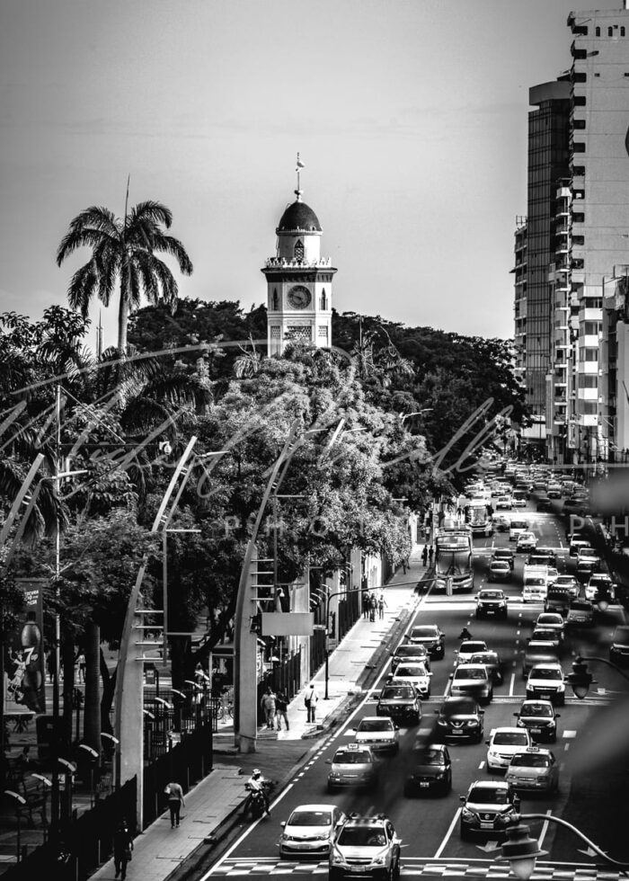 Malecon Simón Bolivar - torre morisca en Guayaquil foto michael muller