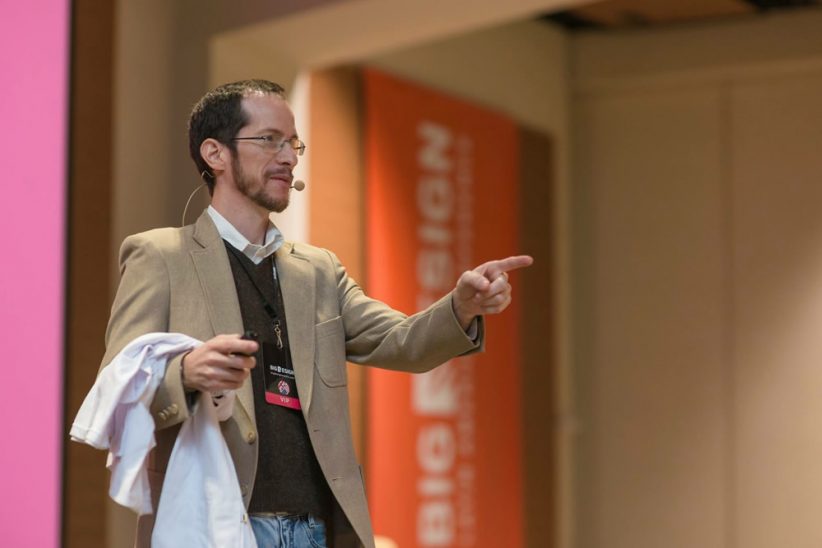 Presentando La importancia del dise&ntilde;o en la experiencia de usuario, mi charla en el Big Design La Ecuador