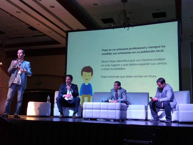 Presentando en el Ecommerce Day Ecuador 2016