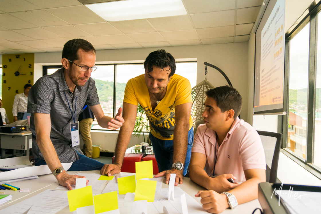 taller prototipado disrupt challenge portoviejo michael muller