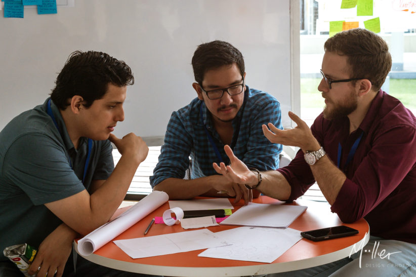 Michael M&uuml;ller Disrupt Challenge Taller prototipado validacion curso